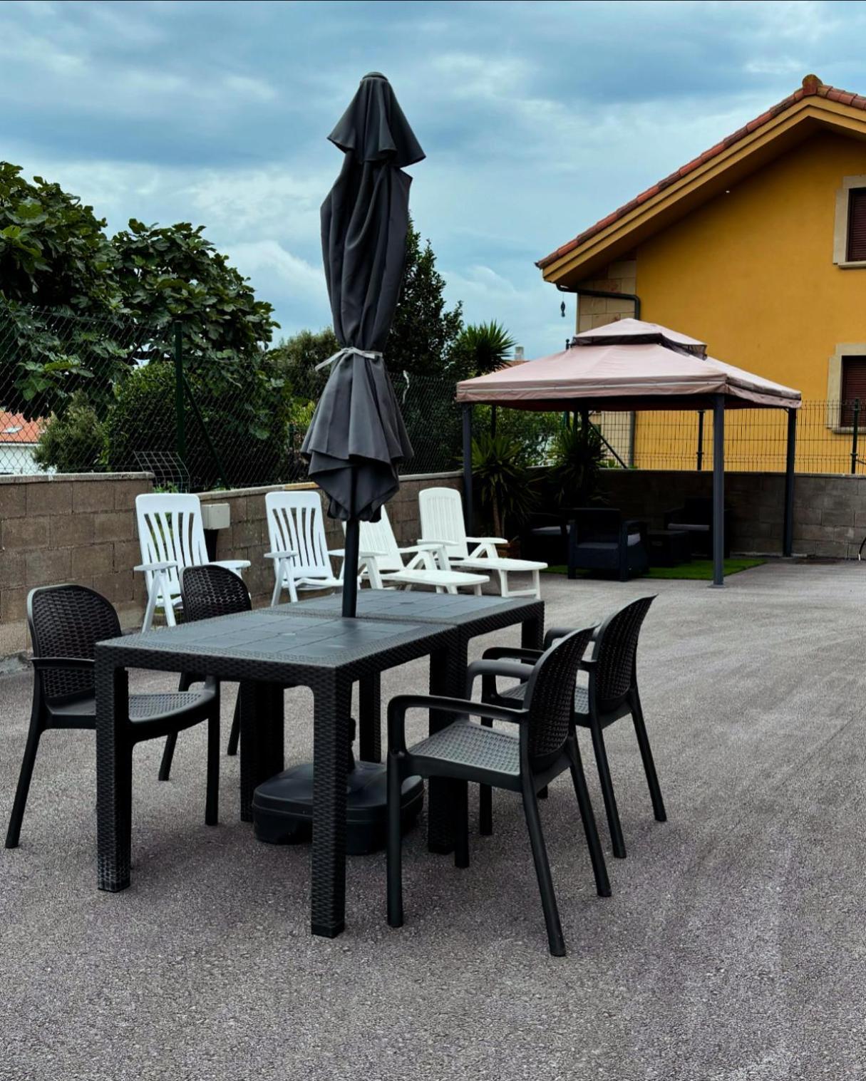 Casa Vacacional Ajo Villa Exteriör bild